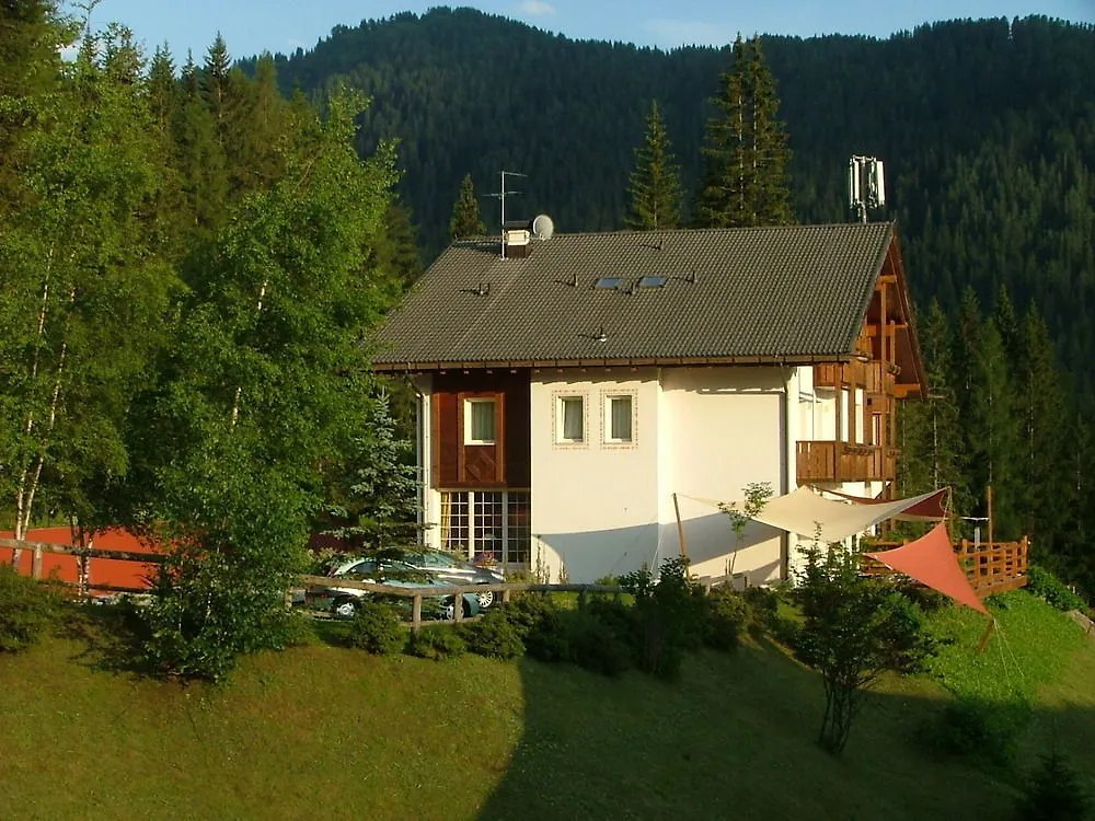 Hotel Ca' Del Bosco Сельва-ди-Кадоре